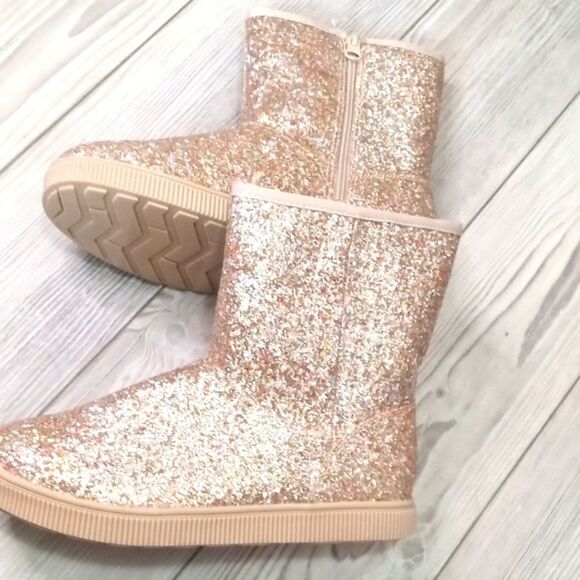 (27-3848)  Cat & Jack Boots  Sz 5 - Picture 2 of 9